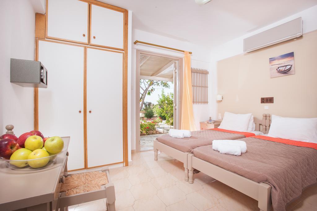 Panorama-Seaview Studios & Apartments 헐소니소스 외부 사진